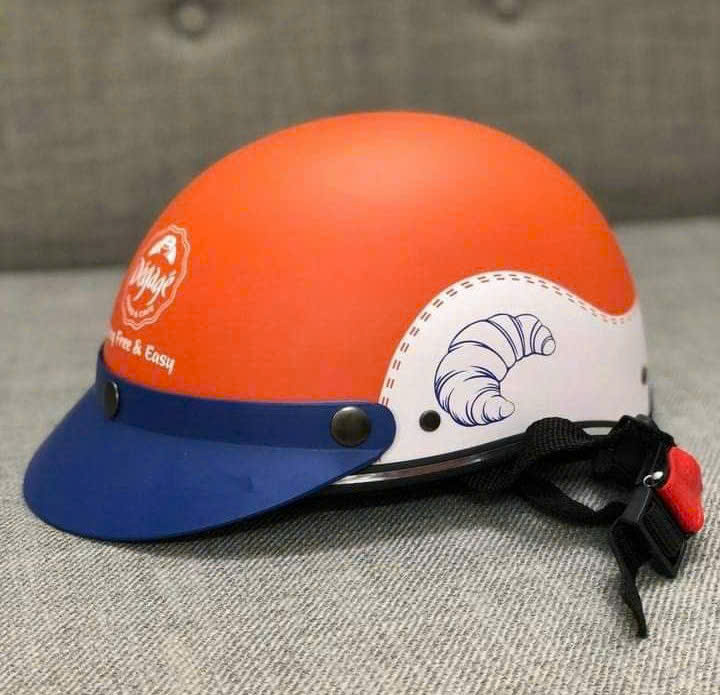 Mũ bảo hiểm đồng hành trên chặng đường mới